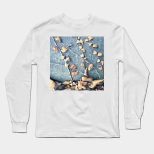 Ivy plant Climbing Long Sleeve T-Shirt